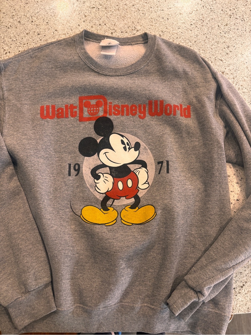 Disney Gray Crewneck Sweatshirt with Classic Mickey Graphic (m)